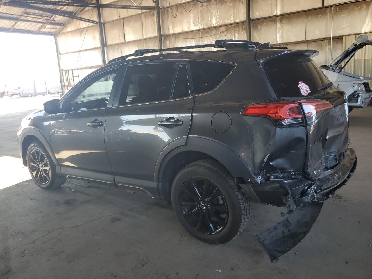 2018 Toyota RAV 4 - Image 2