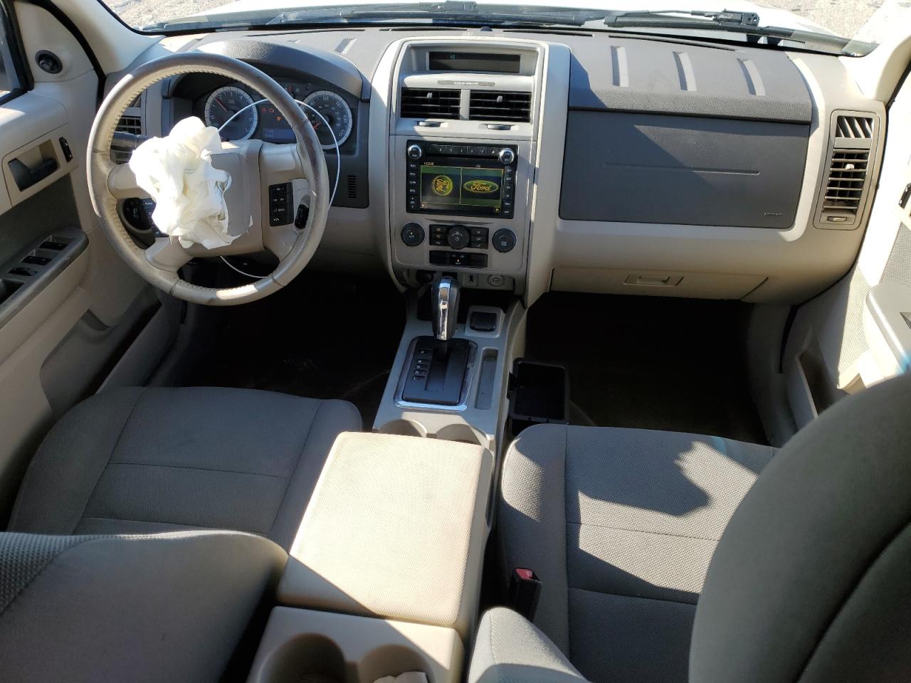 2009 Ford Escape - Image 8