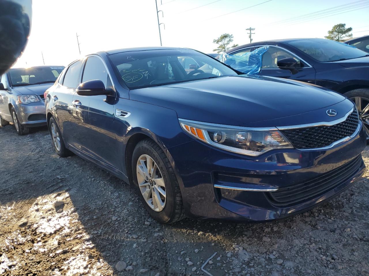 2018 Kia Optima - Image 4