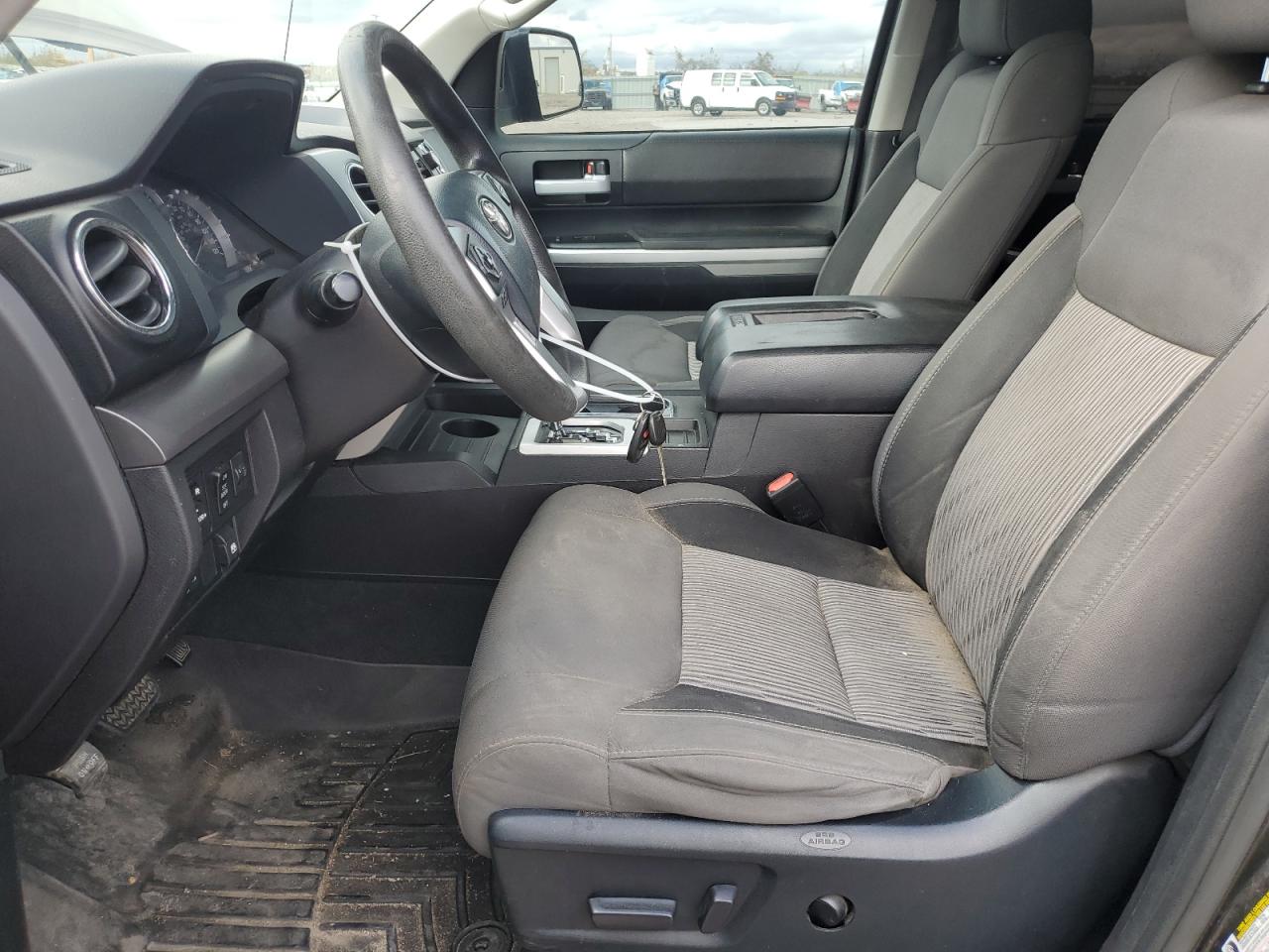 2016 Toyota Tundra - Image 7