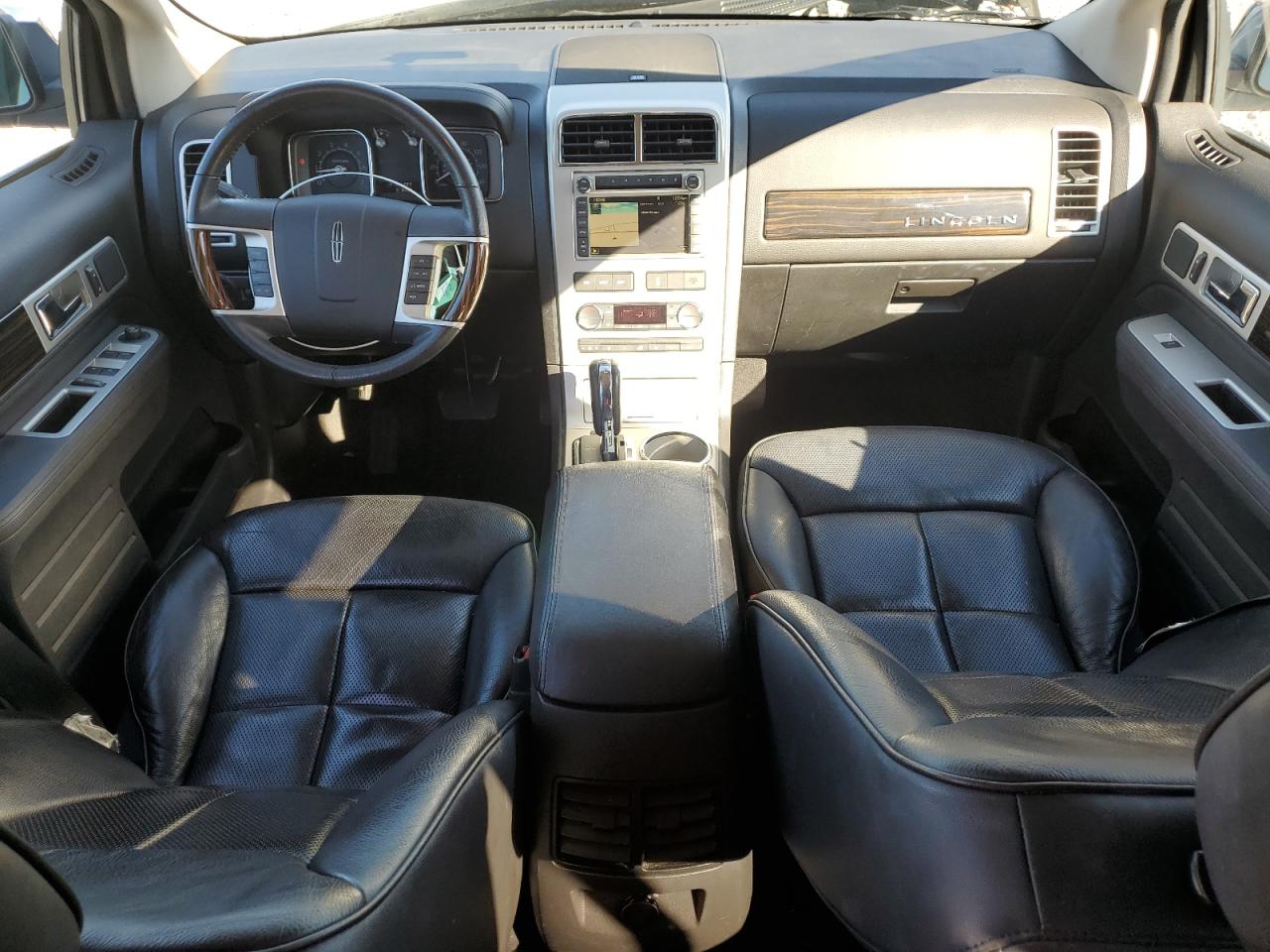 2010 Lincoln MKX - Image 8