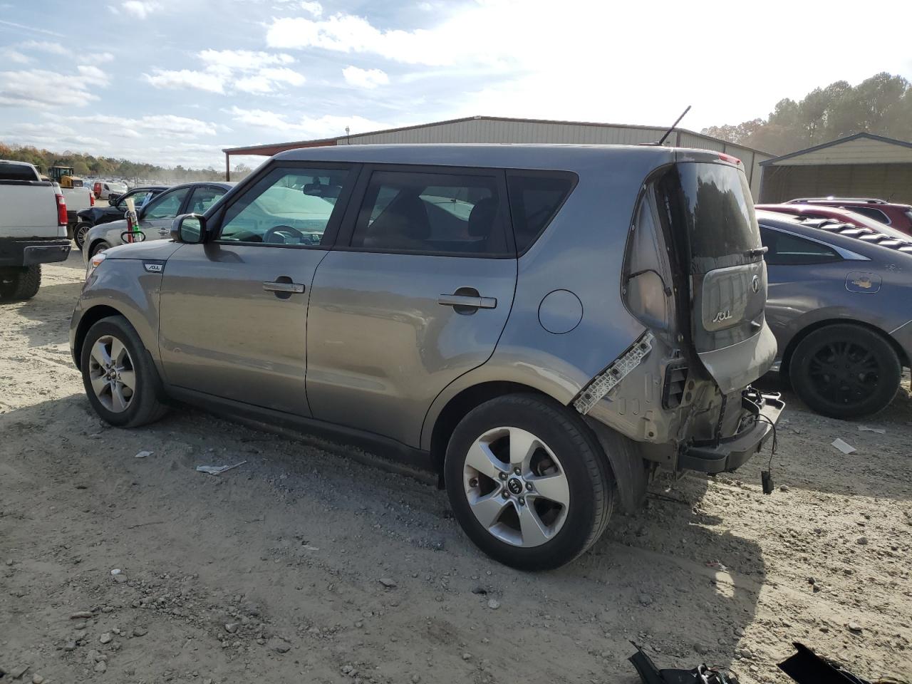 2019 Kia Soul - Image 2