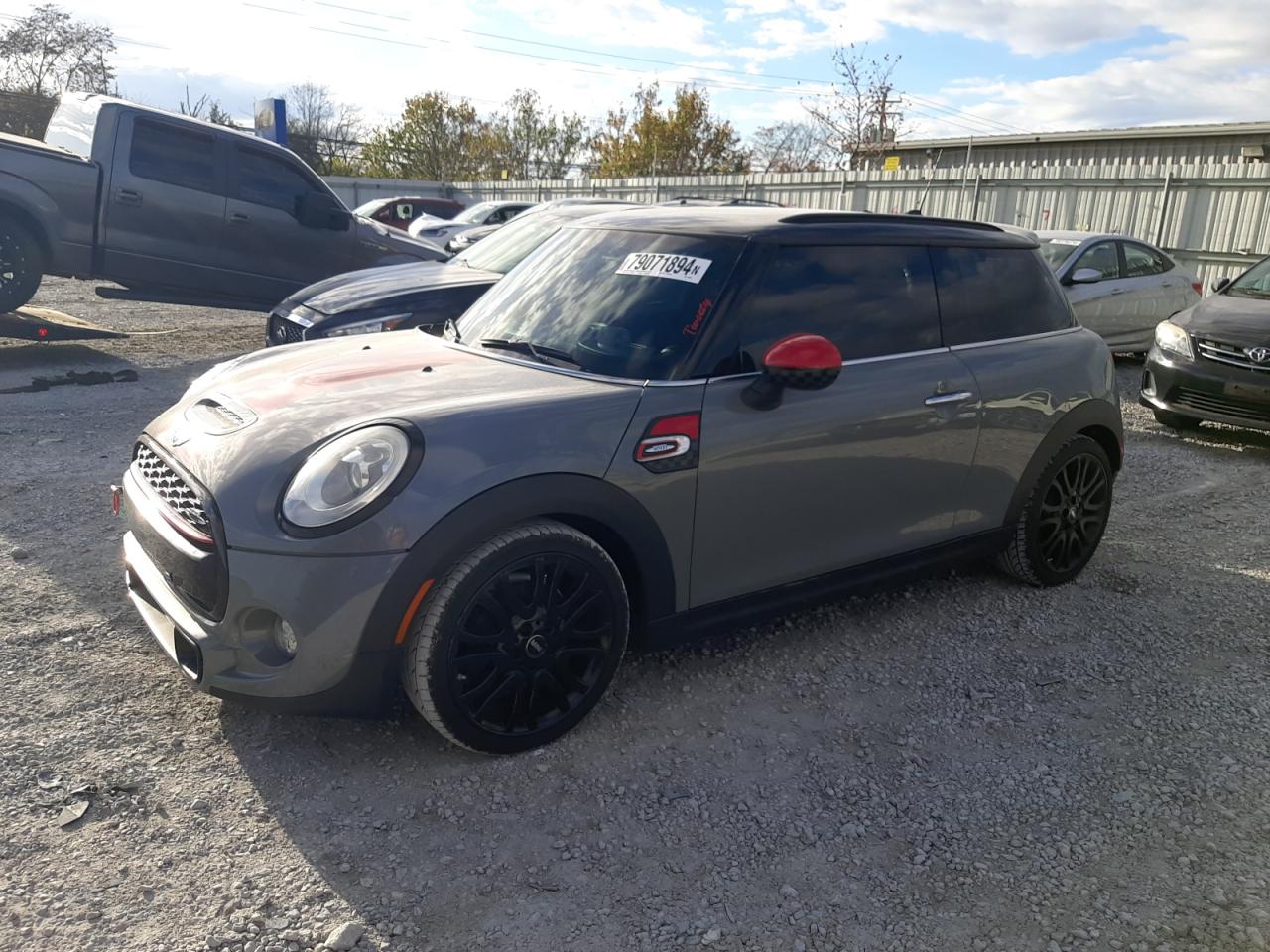 2015 MINI Cooper - Image 1