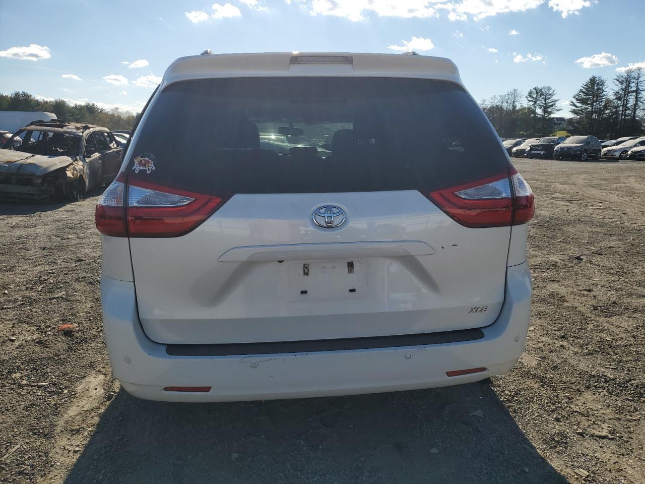 2016 Toyota Sienna Xle VIN: 5TDYK3DC4GS721688 Lot: 78847374