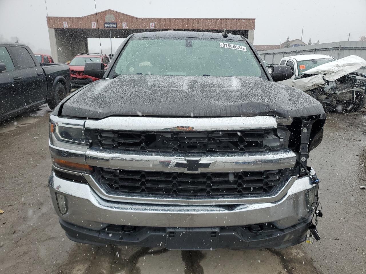 2016 Chevrolet Silverado - Image 5
