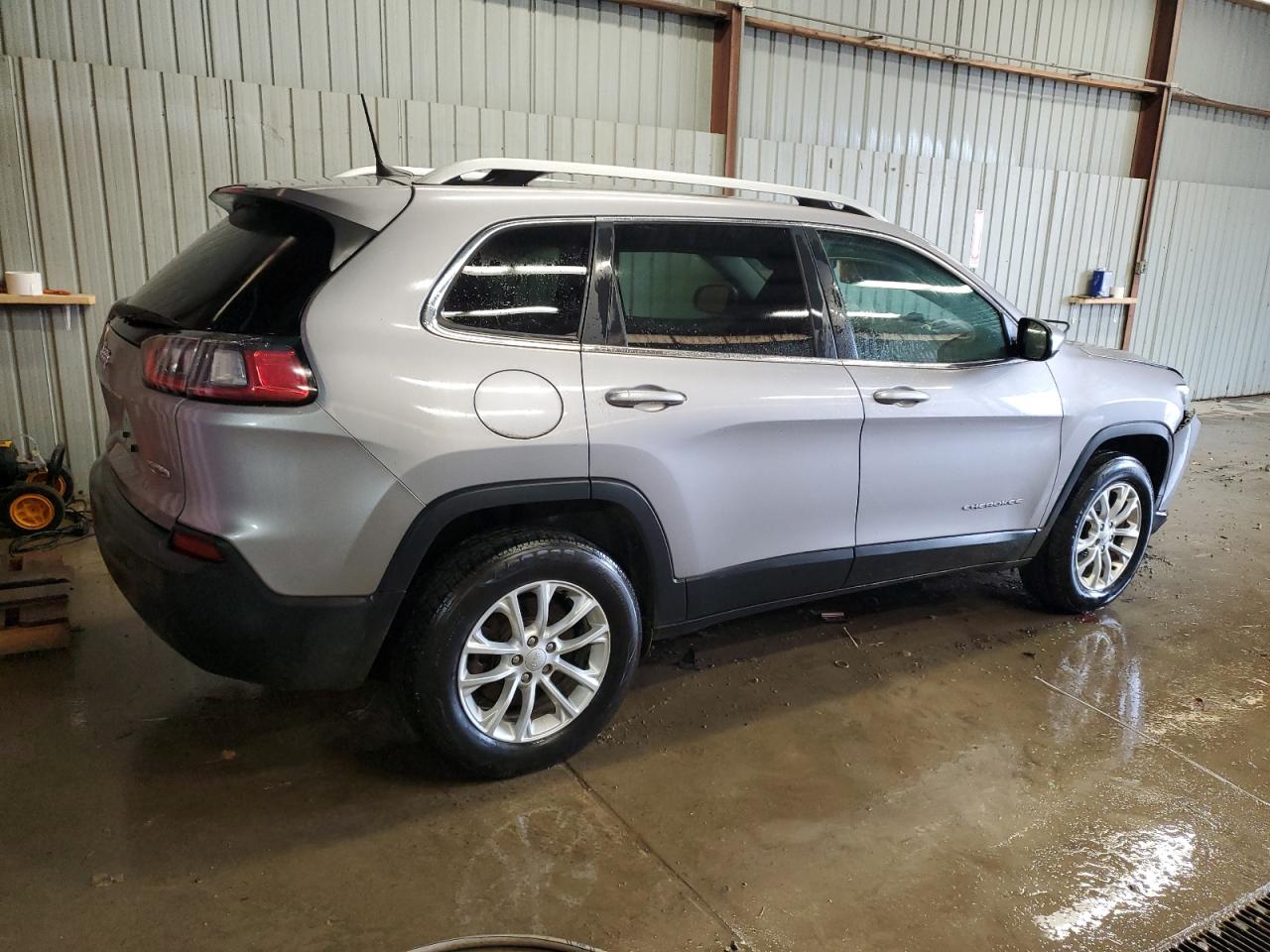 2019 Jeep Grand Cherokee - Image 3