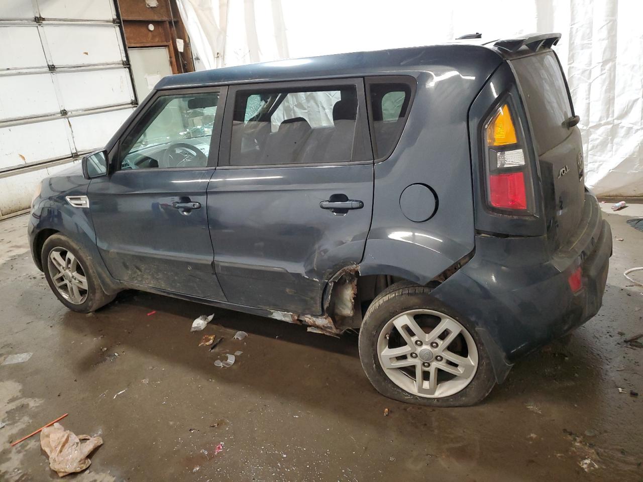 2011 Kia Soul - Image 2