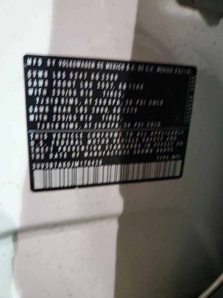 2018 Volkswagen Tiguan - Image 13