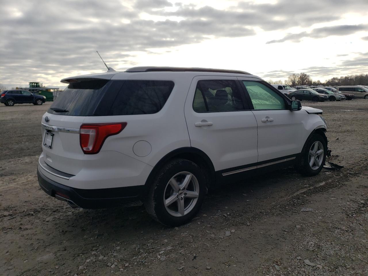 2018 Ford Explorer - Image 3
