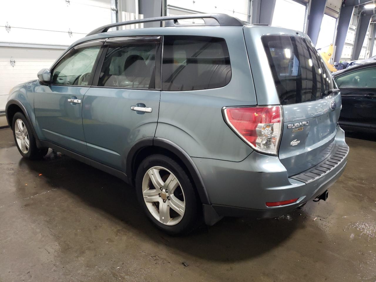 2009 Subaru Forester - Image 2