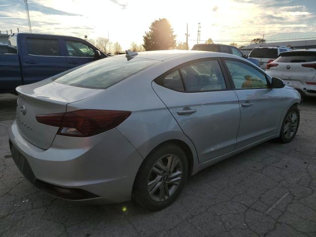  HYUNDAI ELANTRA 2019 Srebrny