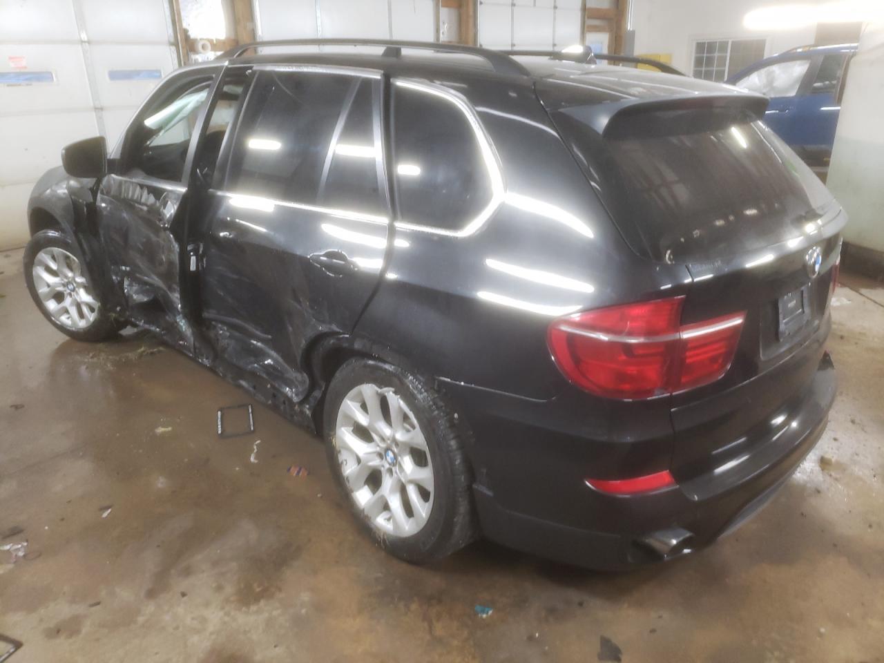 VIN 5UXZV4C57D0B21588 2013 BMW X5 no.2