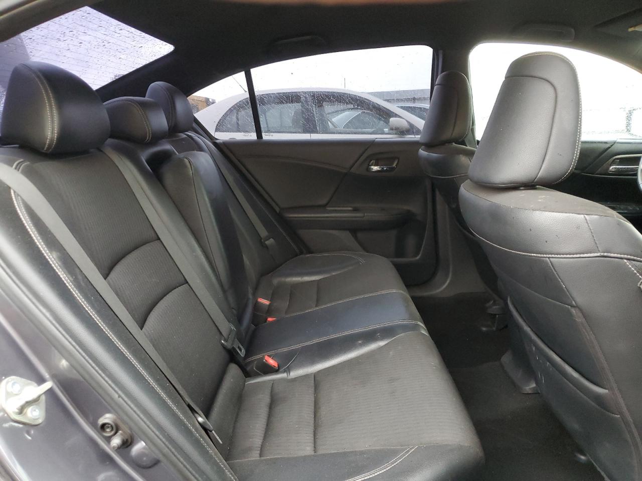 2016 Honda Accord - Image 10