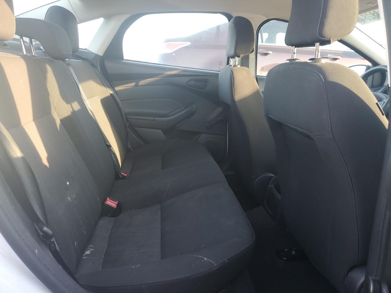2016 Ford Focus - Image 10