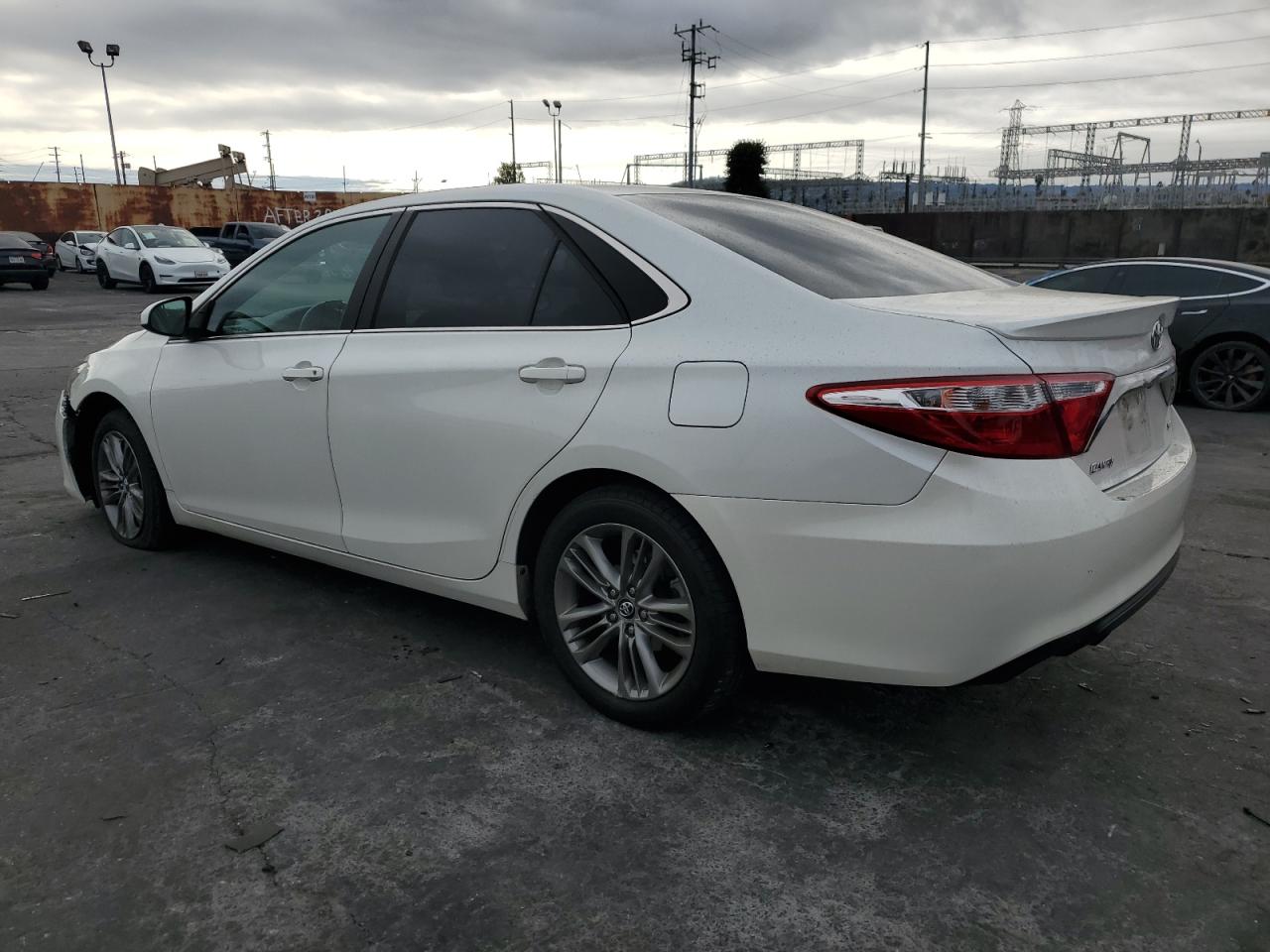 VIN 4T1BF1FK7HU276651 2017 TOYOTA CAMRY no.2