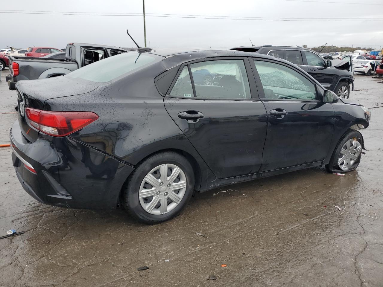 2022 Kia Rio - Image 3