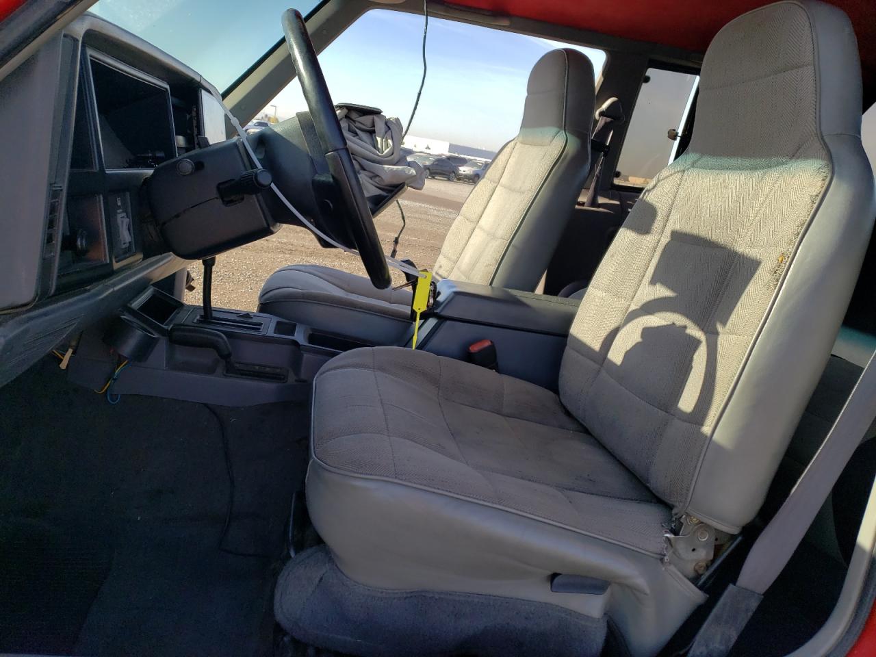 1996 Jeep Grand Cherokee - Image 7