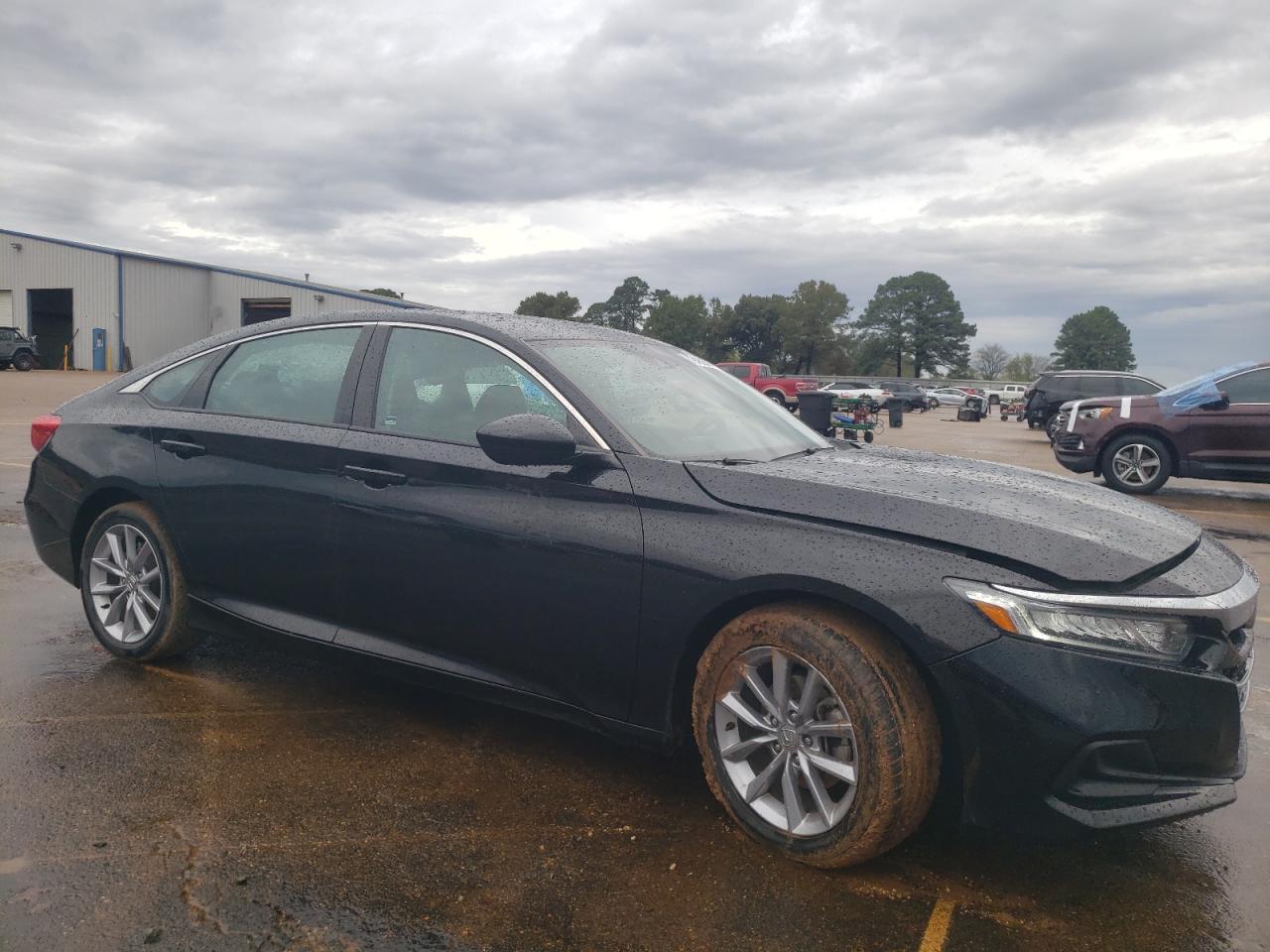 2021 Honda Accord - Image 4
