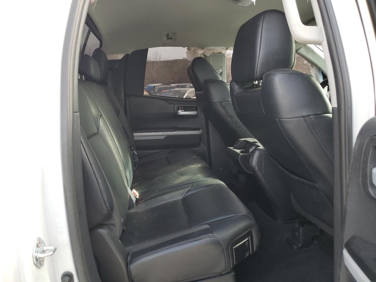 2021 Toyota Tundra - Image 10