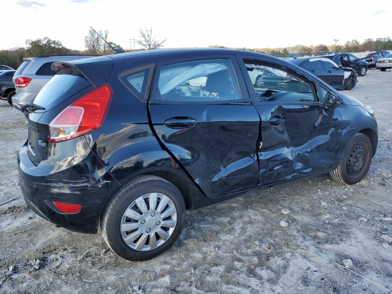 2016 Ford Fiesta - Image 3