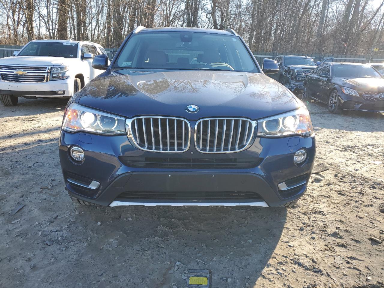 VIN 5UXWX9C3XH0W72013 2017 BMW X3 no.5