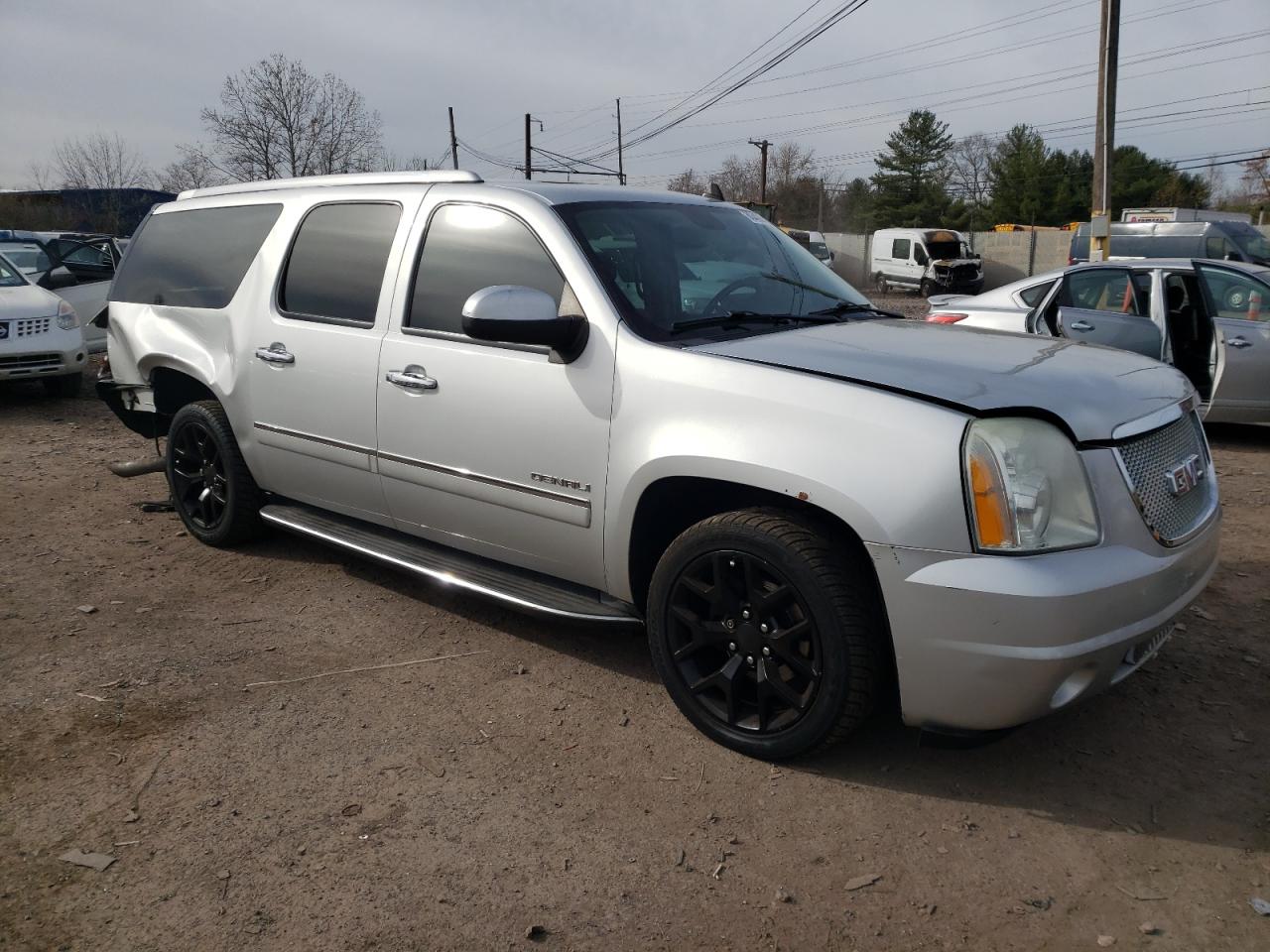 2011 GMC Yukon Xl Denali VIN: 1GKS2MEF6BR368922 Lot: 80426194