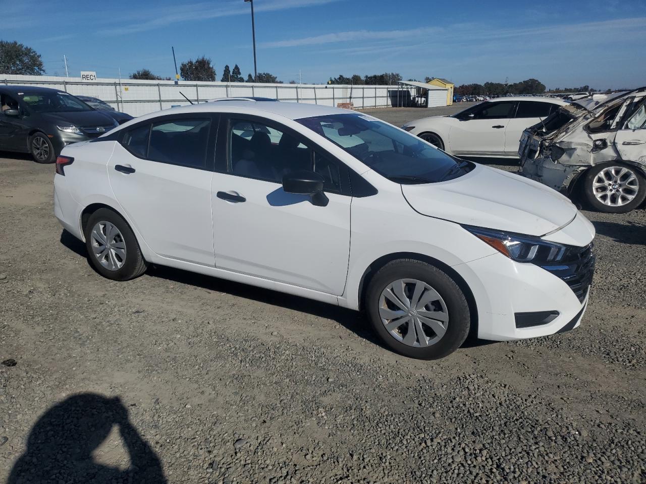 VIN 3N1CN8BV7PL833459 2023 NISSAN VERSA no.4