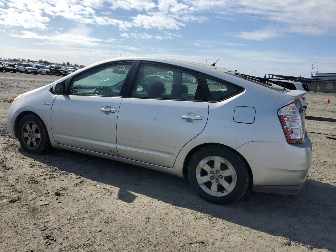 2007 Toyota Prius - Image 2