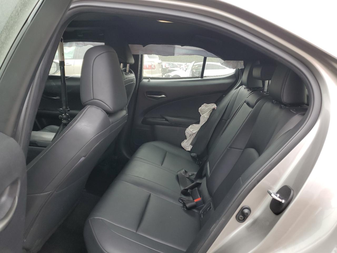 2020 Lexus UX - Image 11