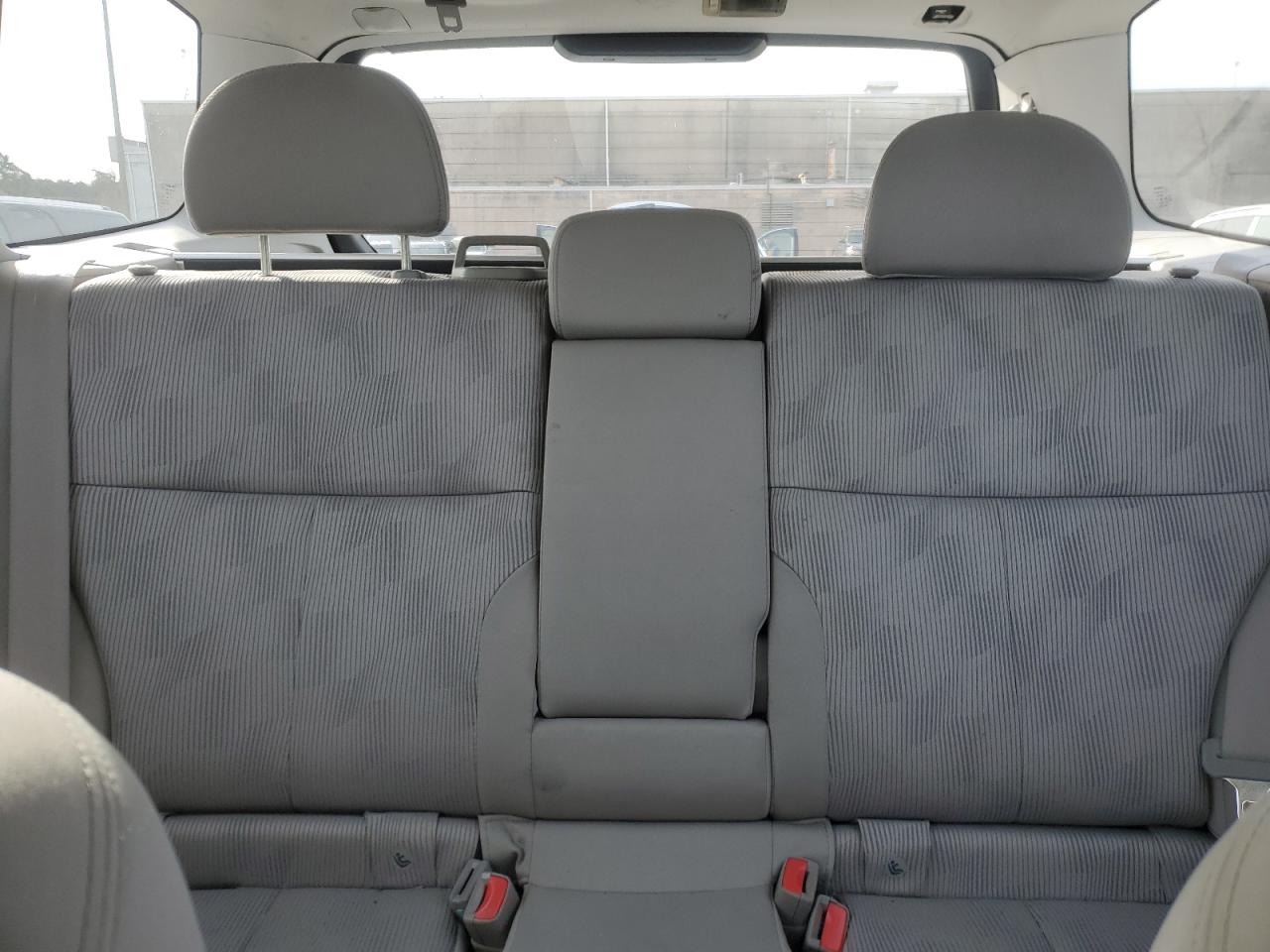 2010 Subaru Forester - Image 10