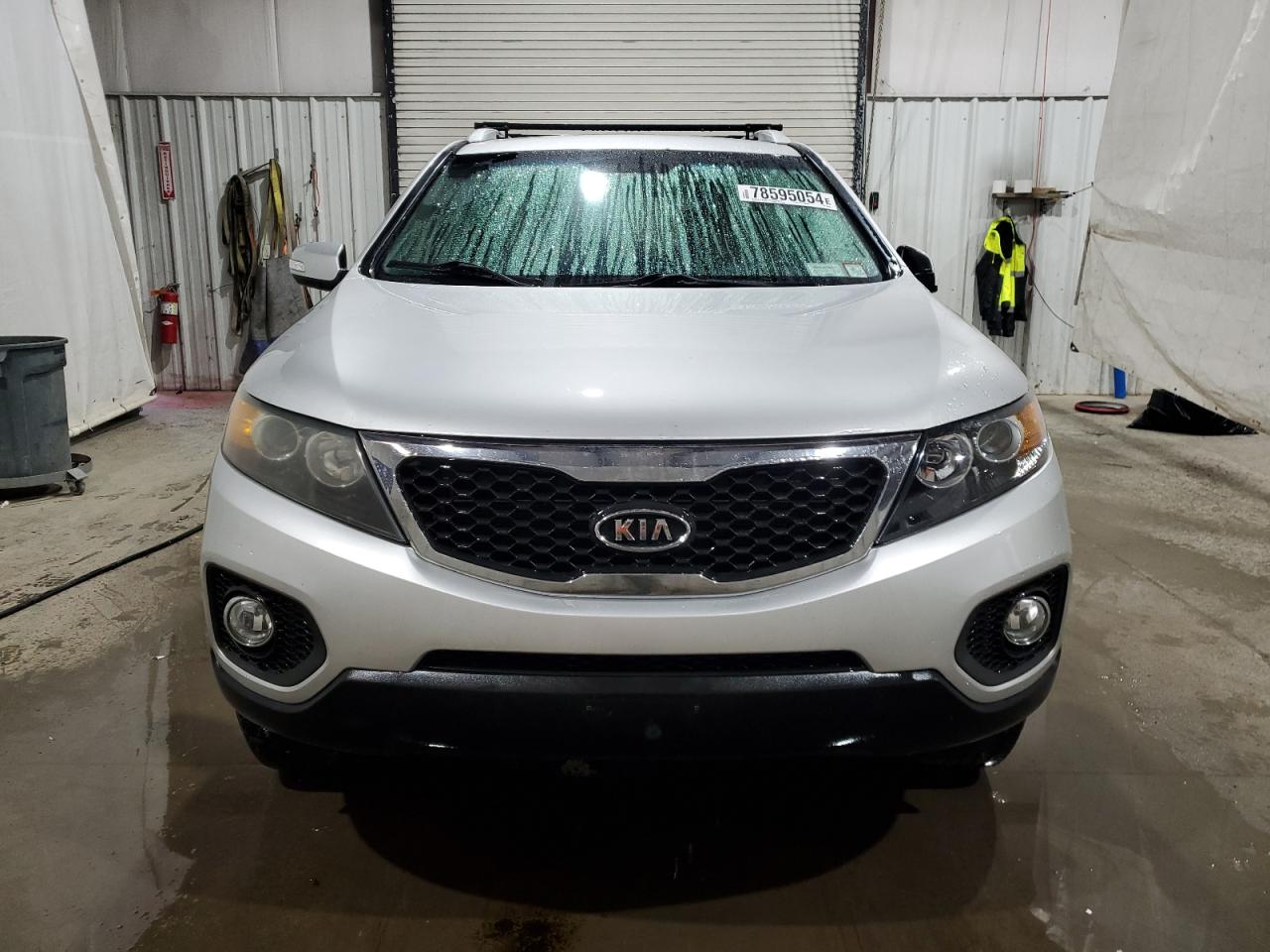 2011 Kia Sorento - Image 5