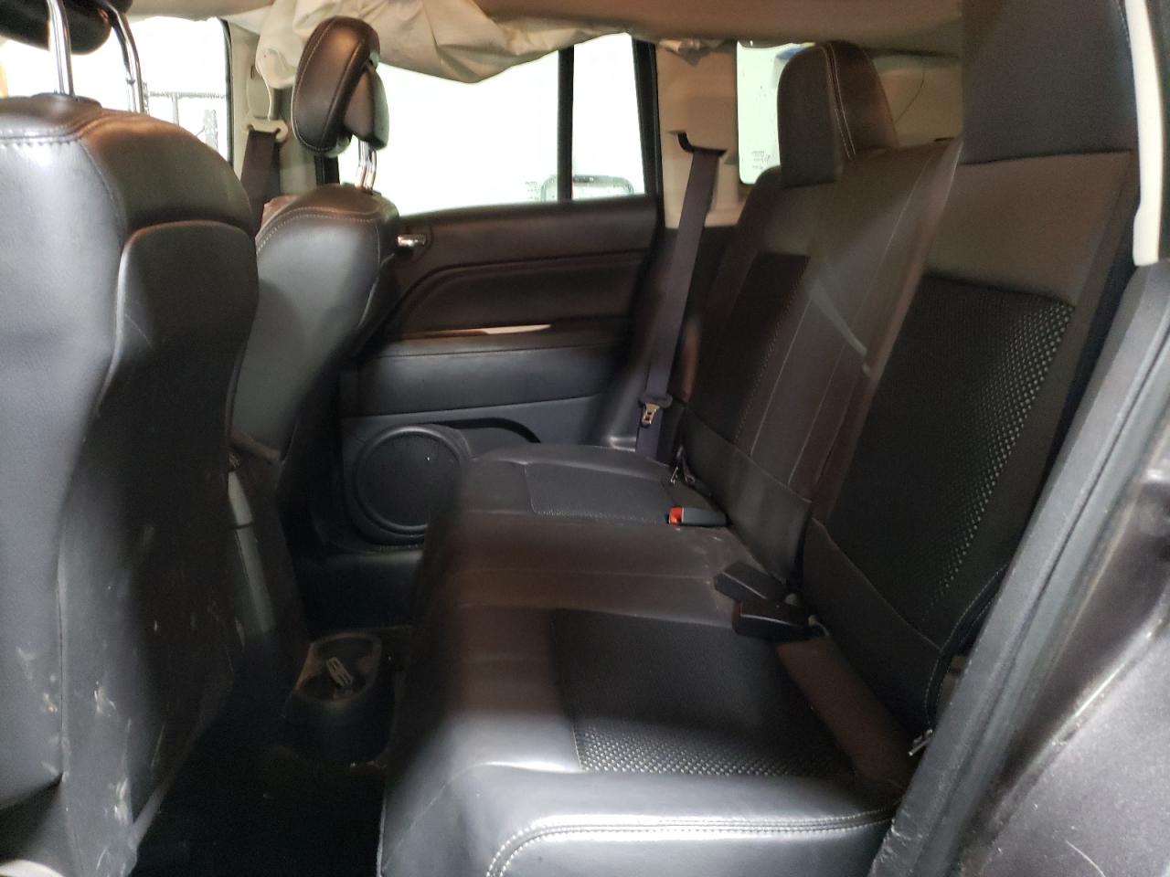 2014 Jeep Compass - Image 10