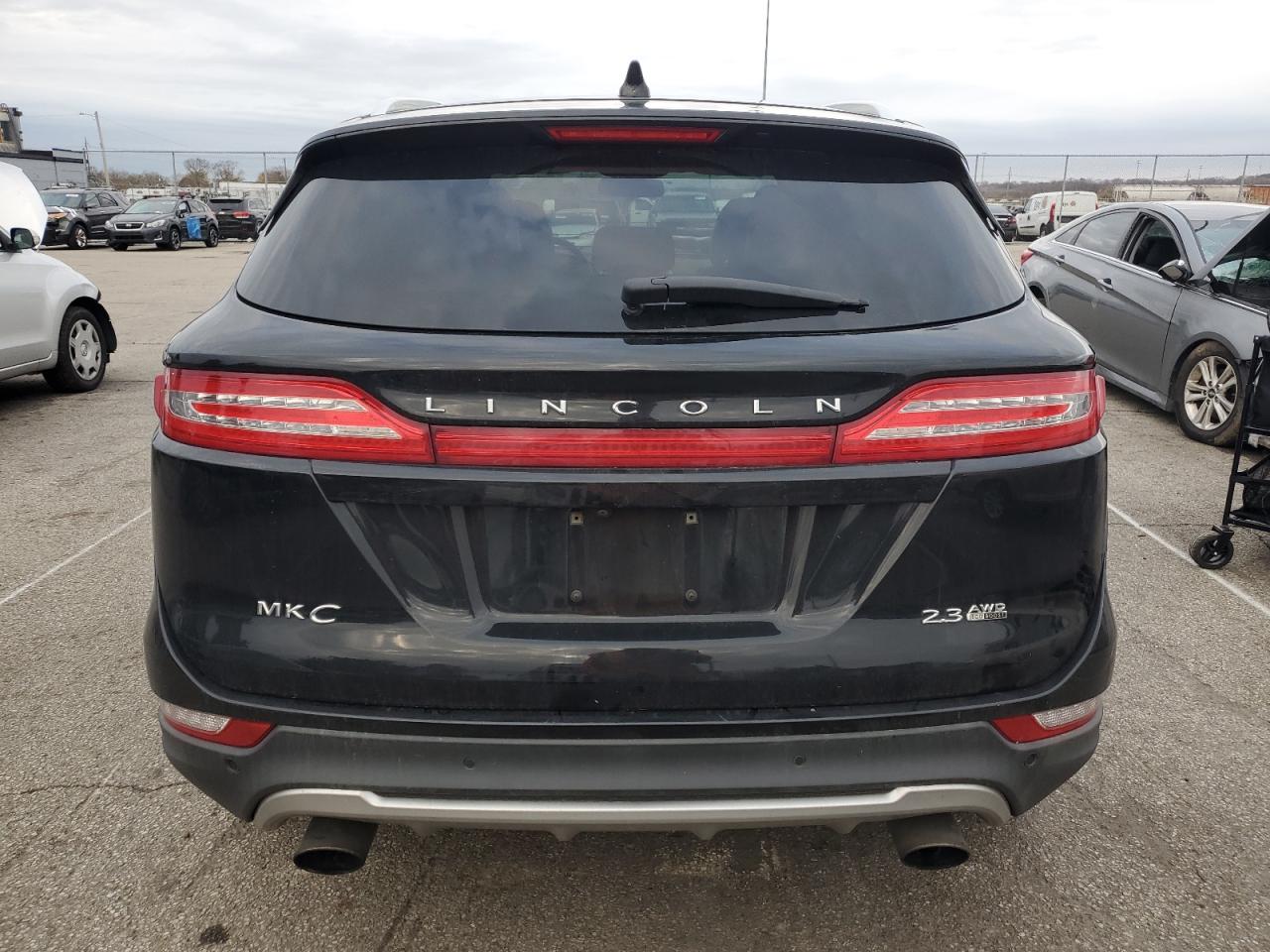 VIN 5LMTJ3DH0GUJ24082 2016 LINCOLN MKC no.6