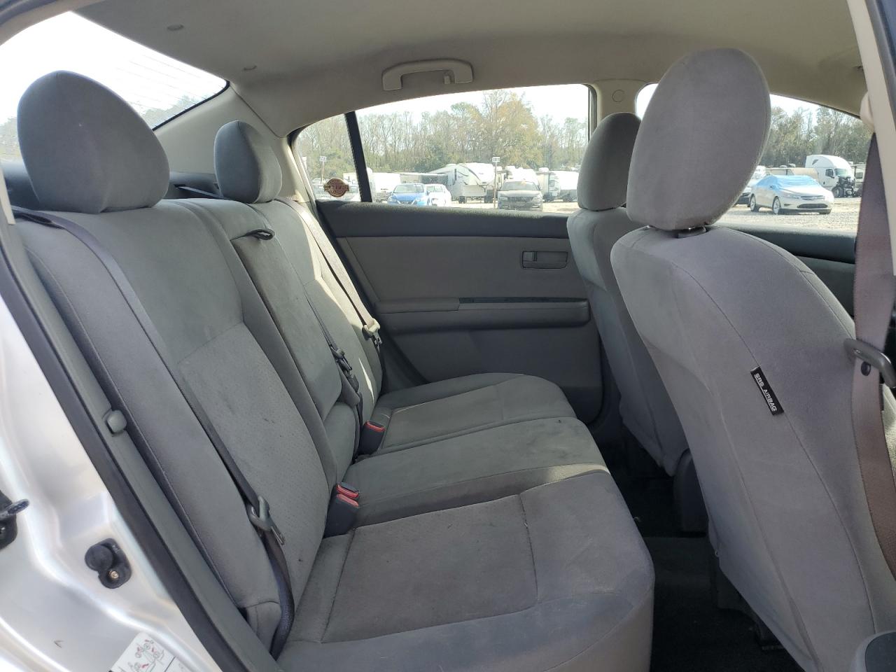 2009 Nissan Sentra - Image 10
