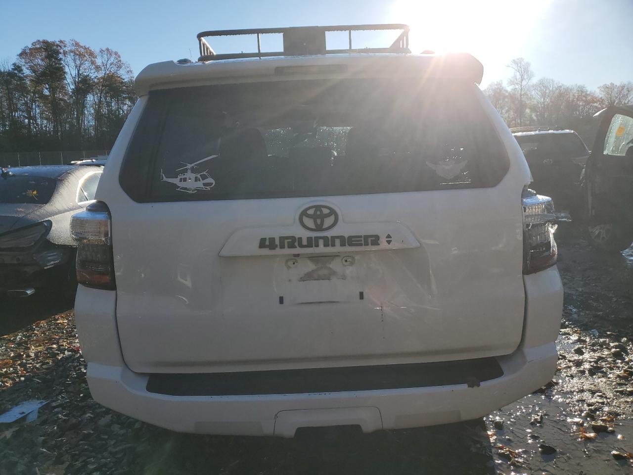 2022 Toyota 4Runner - Image 6