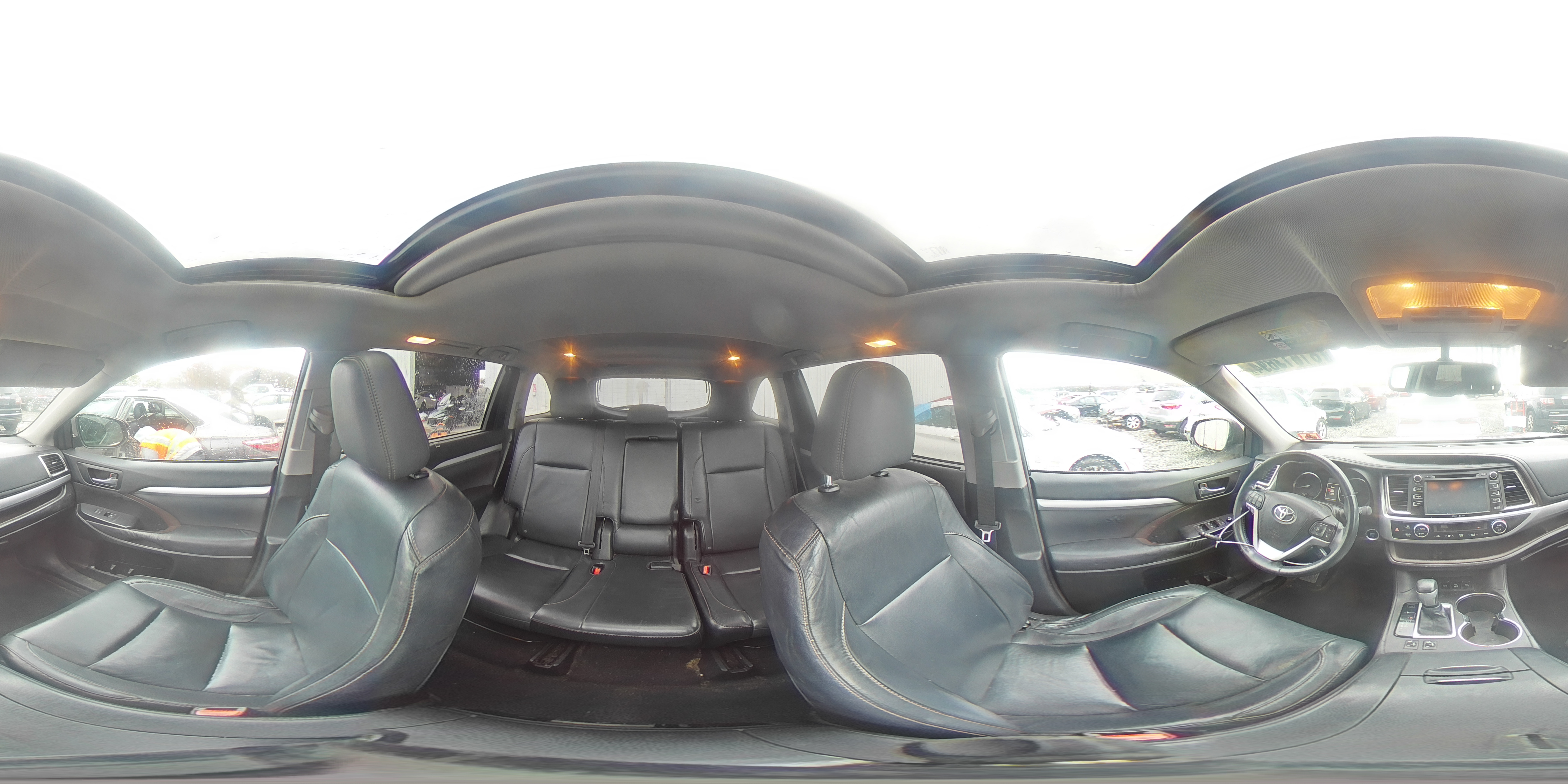 2015 Toyota Highlander - Image 15