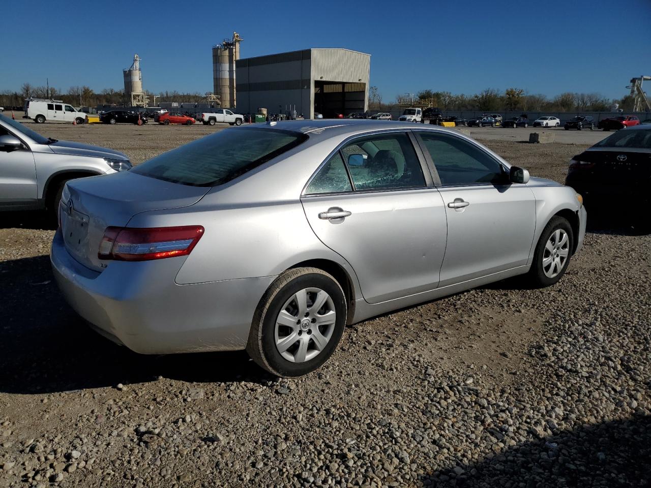 2011 Toyota Camry - Image 3