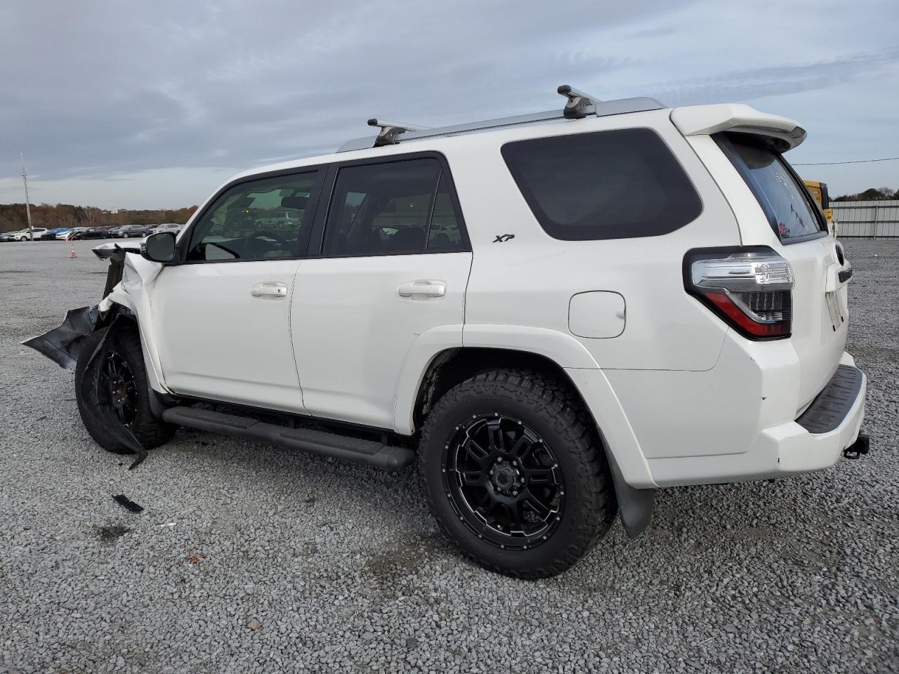 2018 Toyota 4Runner - Image 2