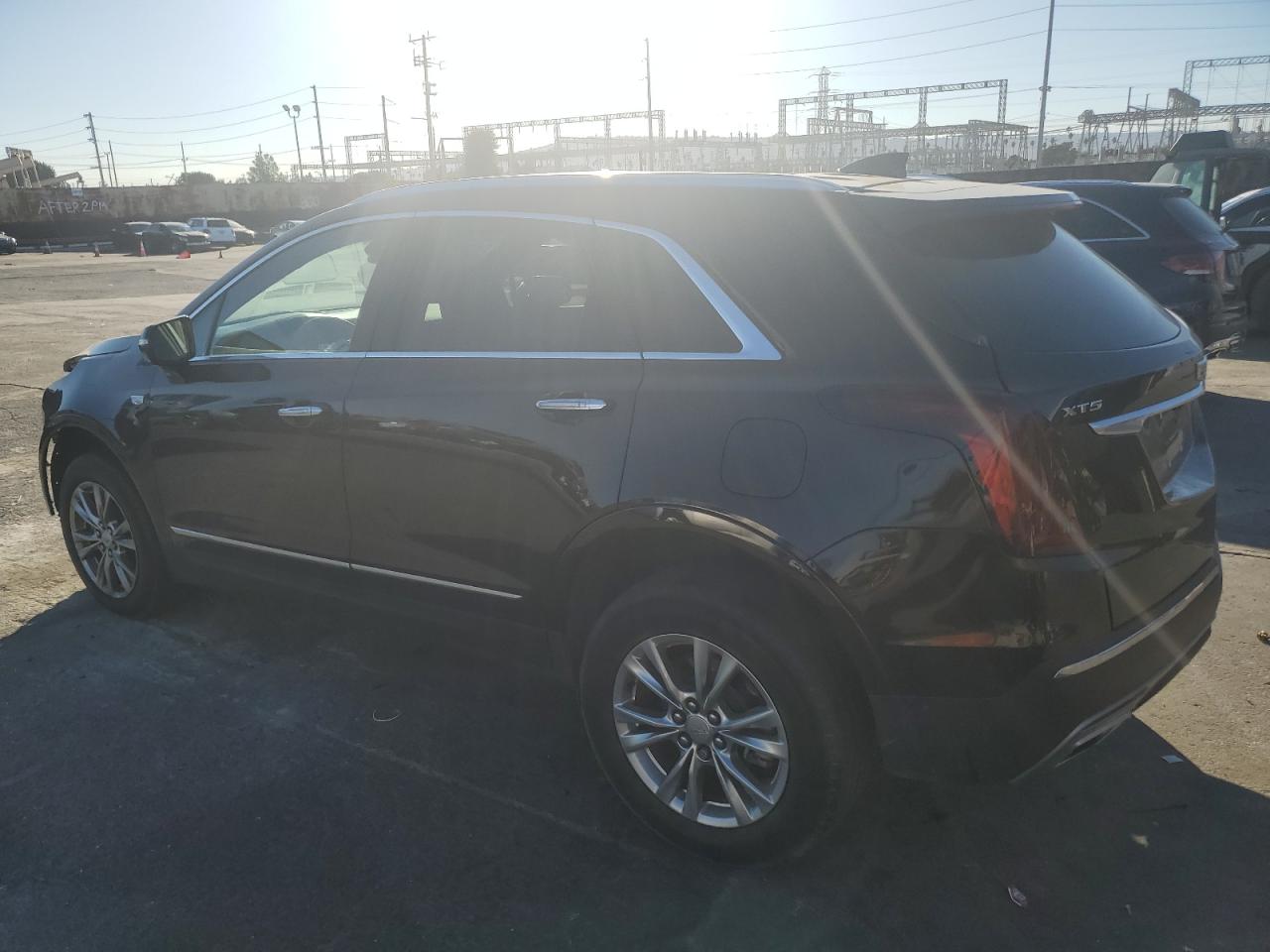 VIN 1GYKNCRS2LZ175182 2020 CADILLAC XT5 no.2