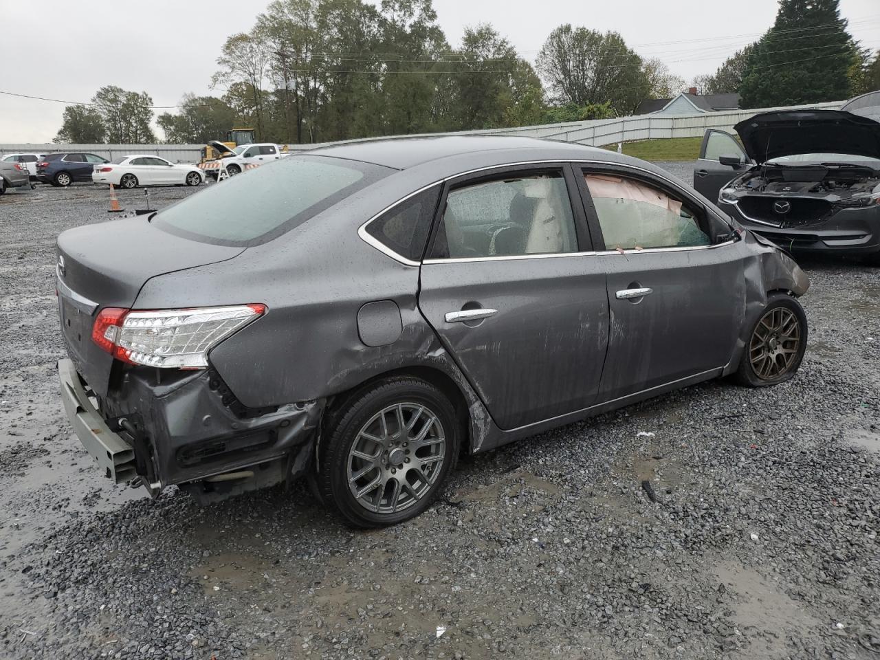 2015 Nissan Sentra - Image 3