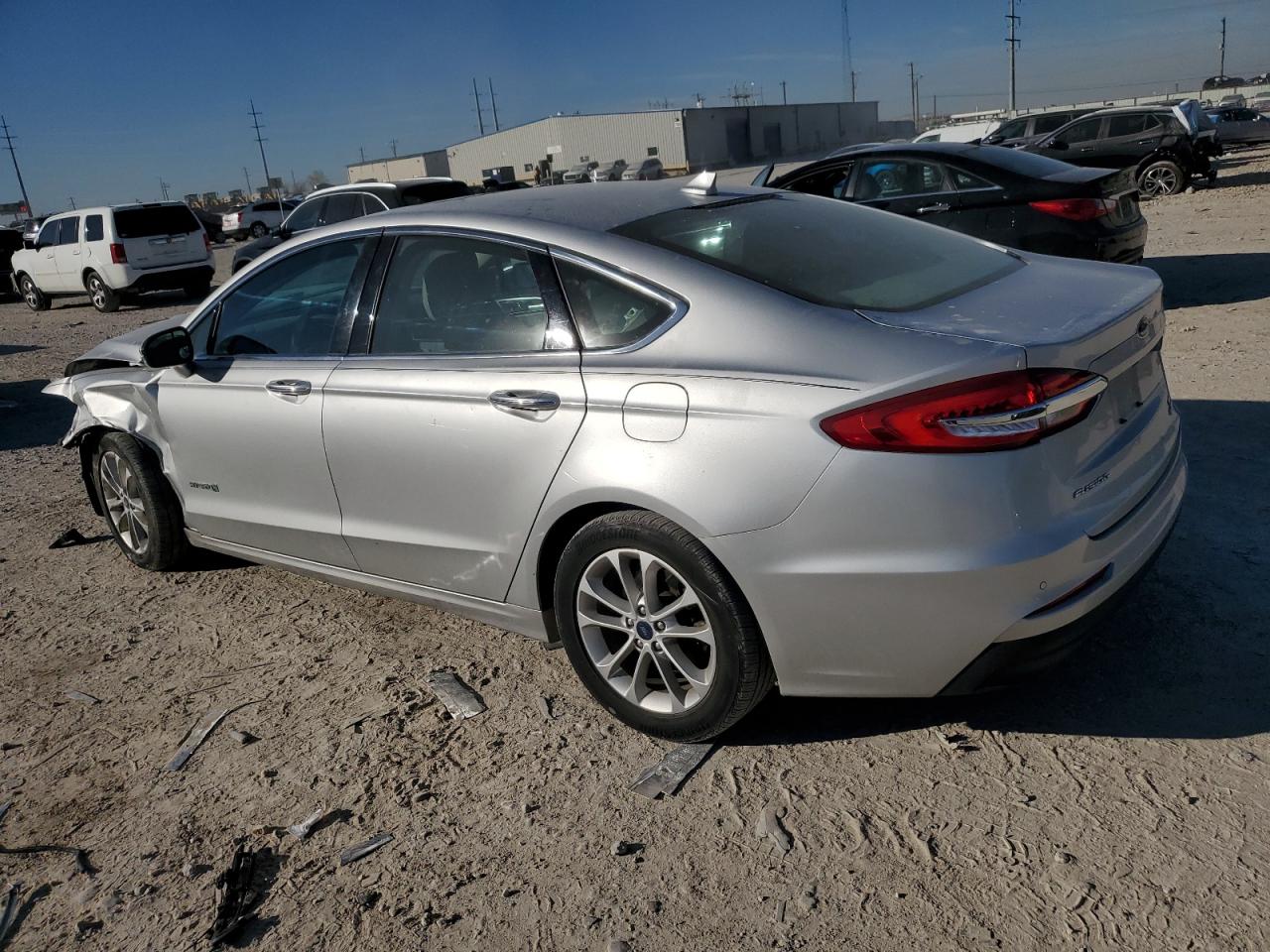 2019 Ford Fusion - Image 2