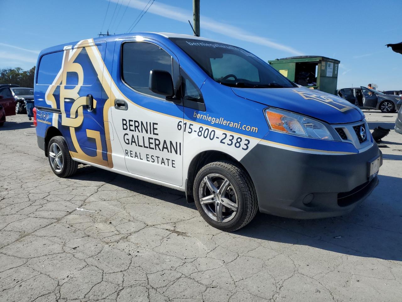 2018 Nissan NV - Image 4
