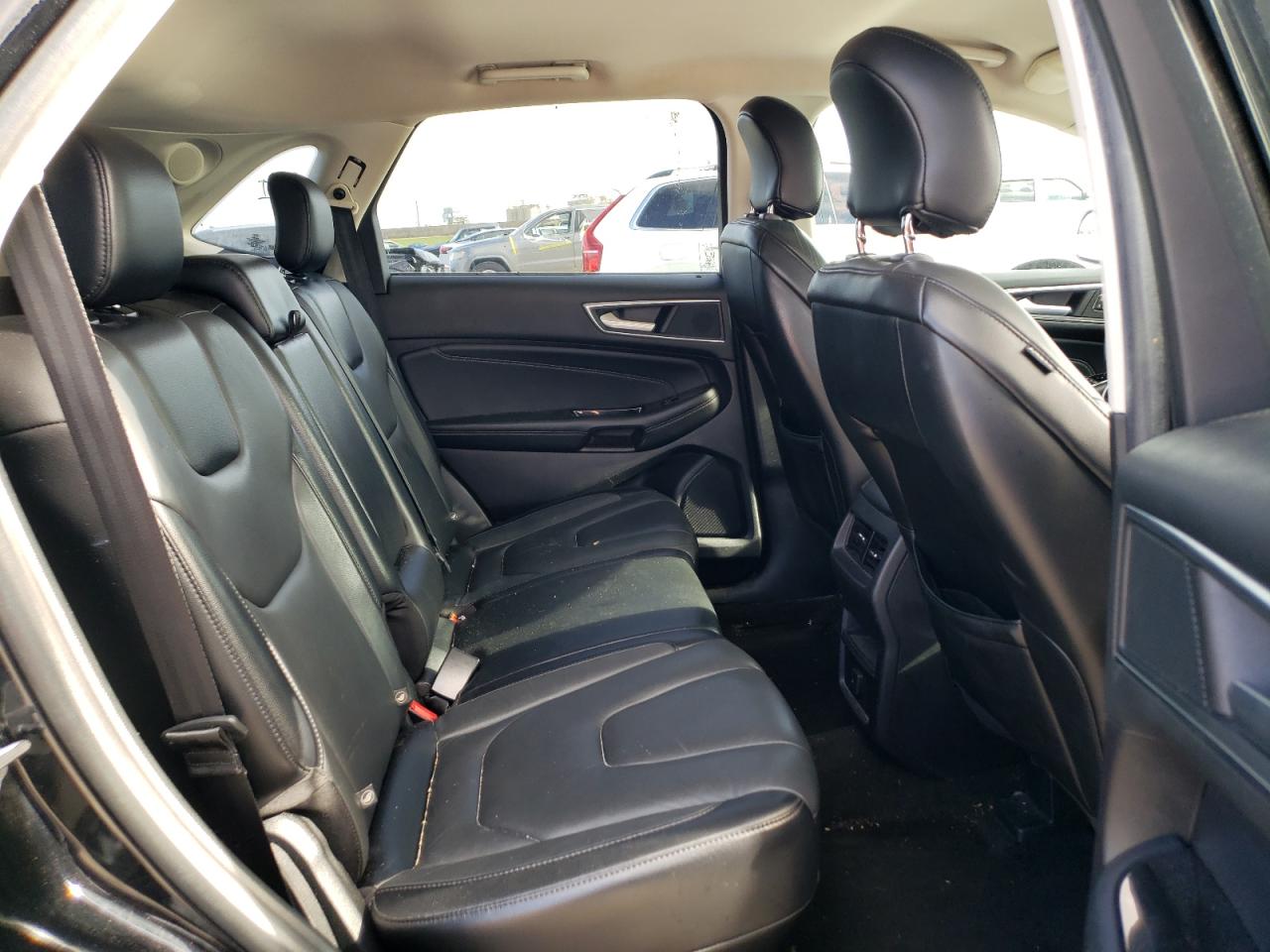 2018 Ford Edge - Image 11