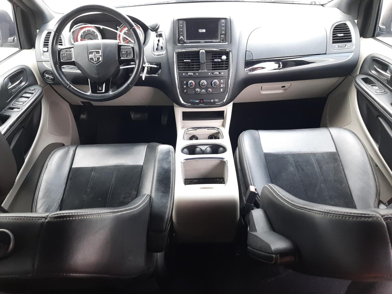 2018 Dodge Caravan - Image 8