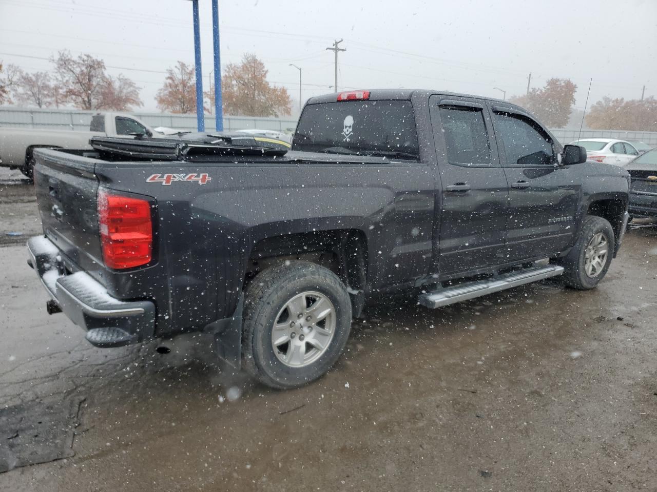 2016 Chevrolet Silverado - Image 3