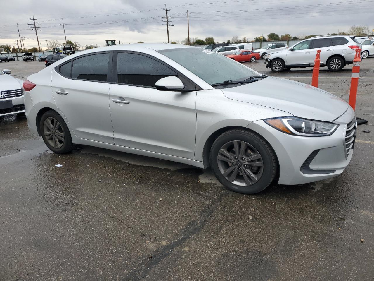 2018 Hyundai Elantra - Image 4