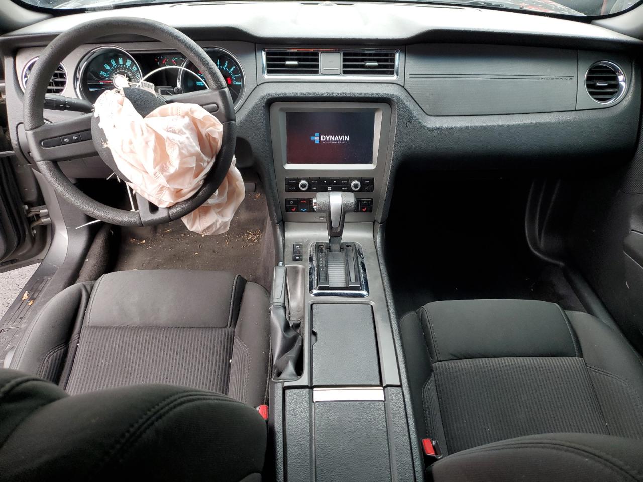 2011 Ford Mustang - Image 8