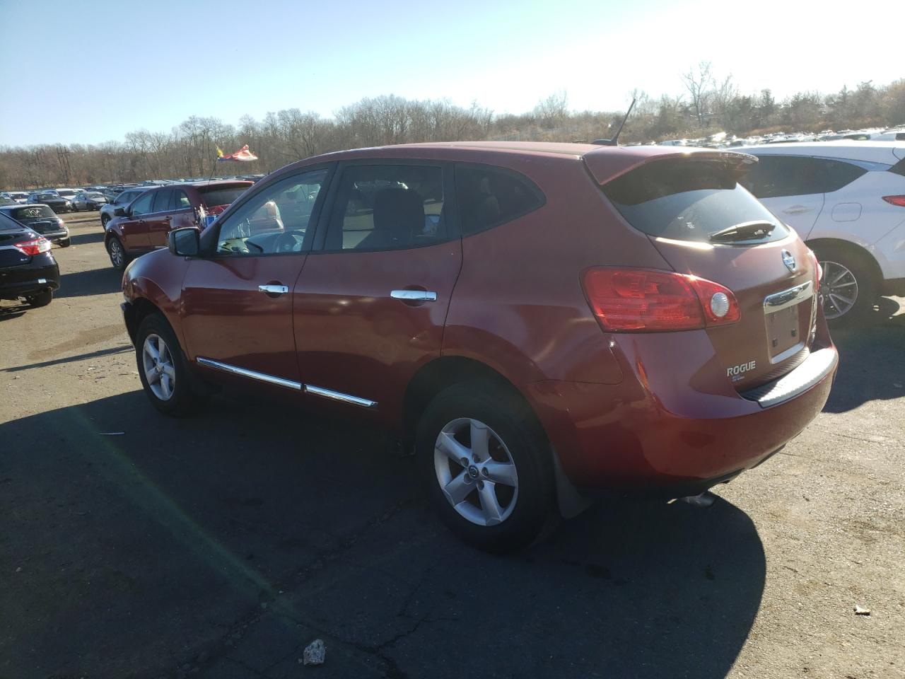 2012 Nissan Rogue - Image 2