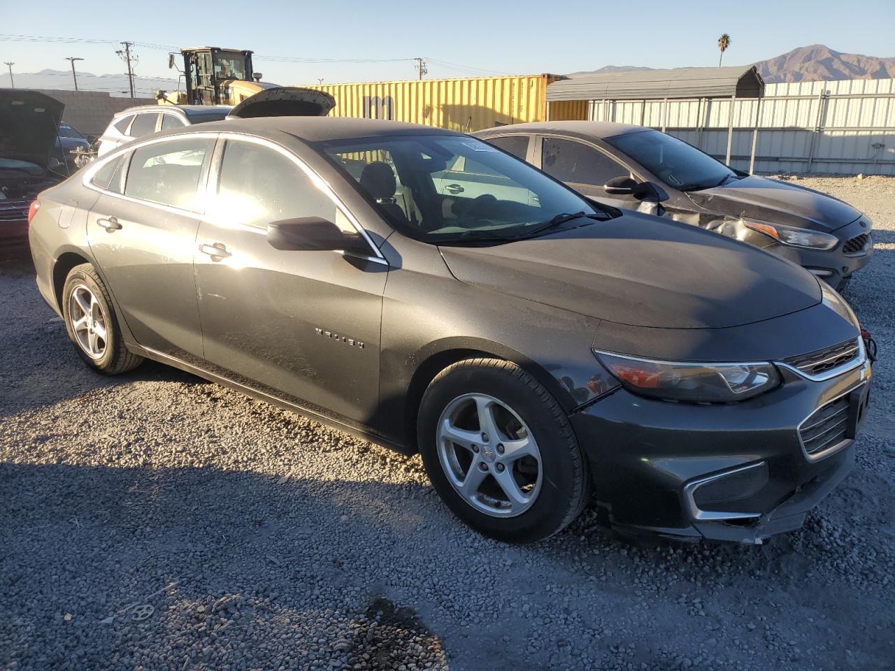 2017 Chevrolet Malibu - Image 4