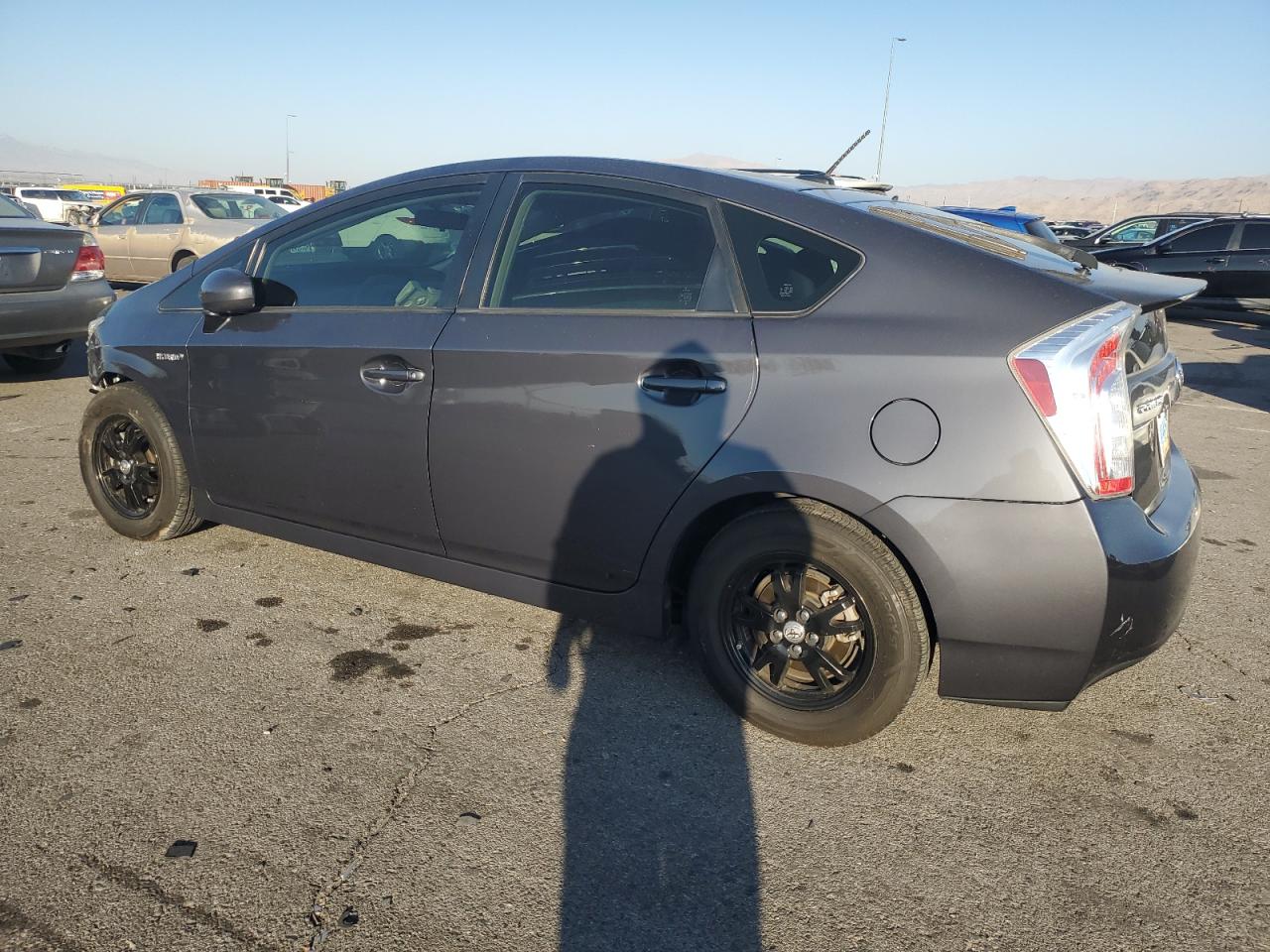 VIN JTDKN3DU2D1682890 2013 TOYOTA PRIUS no.2